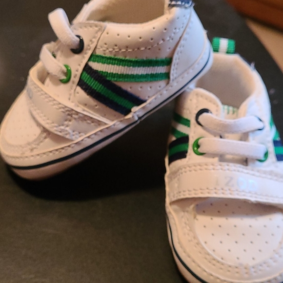 IZOD Infant Shoes - Picture 2 of 5